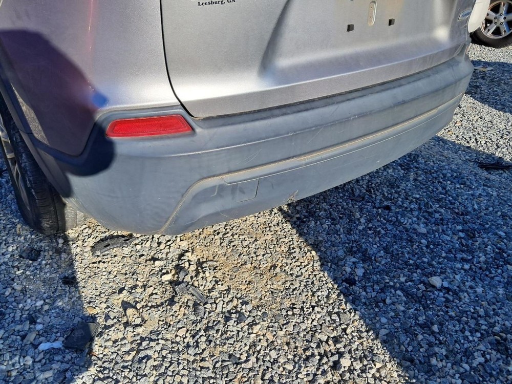 CHEROKEE 2019 Glove Box 4835204