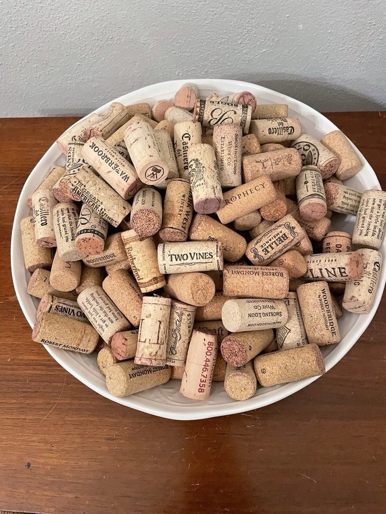200 Wine Corks