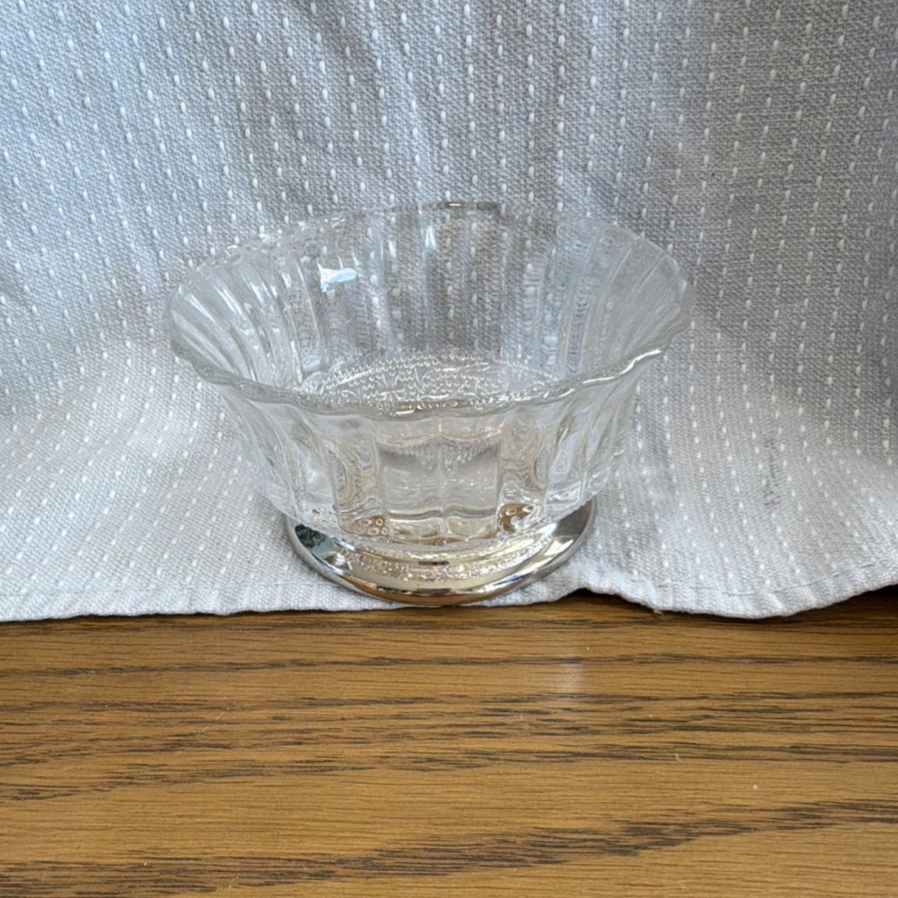 Vintage Silver-Plated Clear Glass Dish Bowl Elegant Tableware