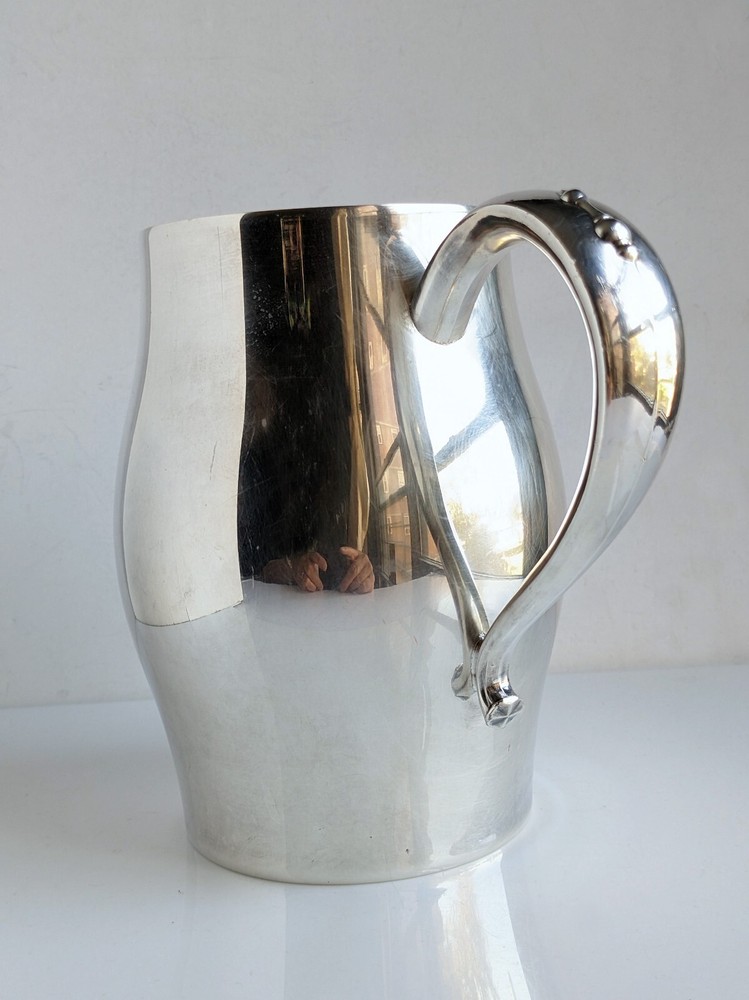Oneida Silversmiths VTG Silverplated Pitcher 32 Ounce Capacity