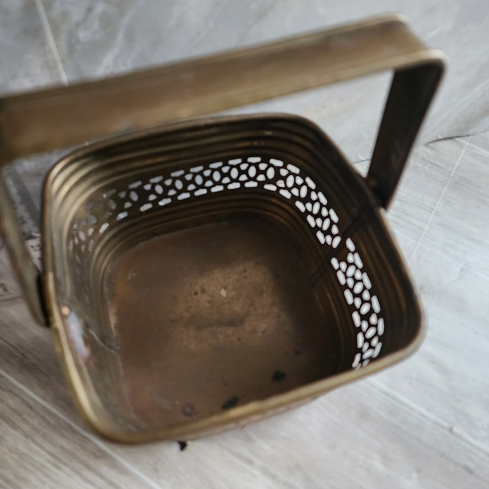 5" X 5" X 3" Pierced Solid Brass Basket Adjustable Hinged Handle Made In India