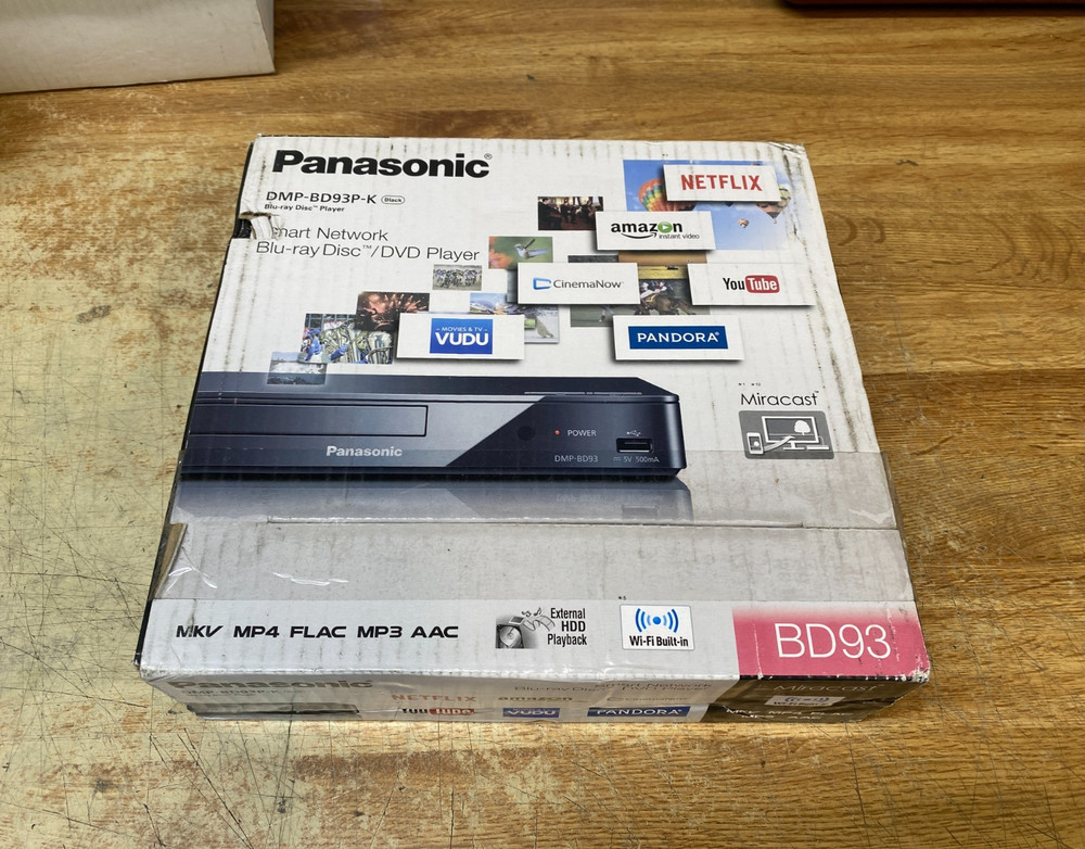 Panasonic DMP-BD93 Blu-Ray & DVD Player