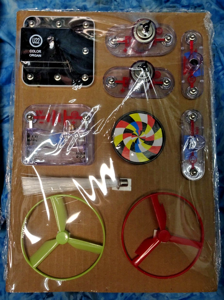 Snap Circuits Rover Kit & Snap Circuits LIGHT