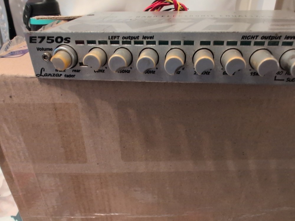 Lanzar E750s Graphic Equalizer