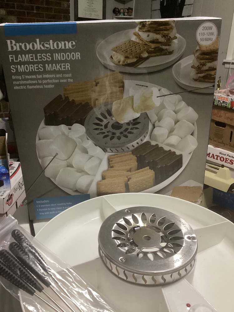 Brookstone Flameless Indoor S’Mores Maker