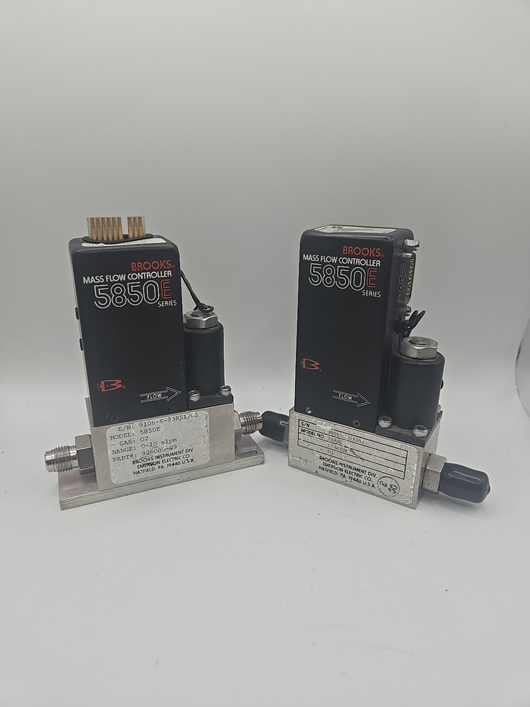 Brooks Mass Flow Controller 5850e (Pair)