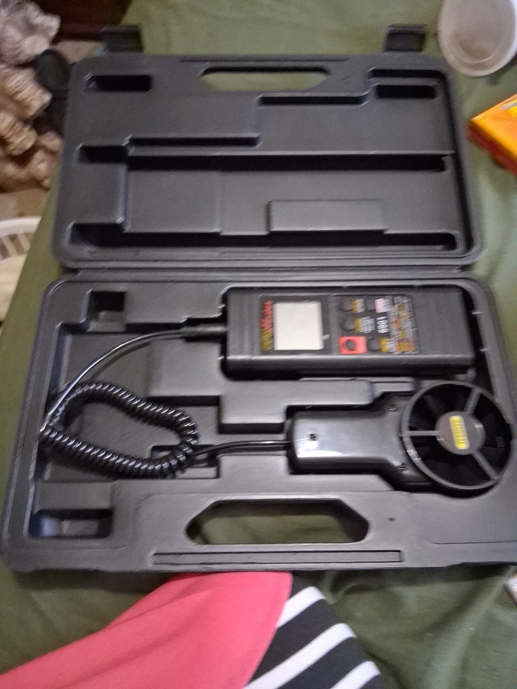 CFM Master 8901 Thermo Anenometer