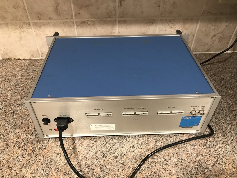 HEKA EPC 9/2 DOUBLE PATCH CLAMP W/ EPC 9 PATCHCLAMP VERS.C