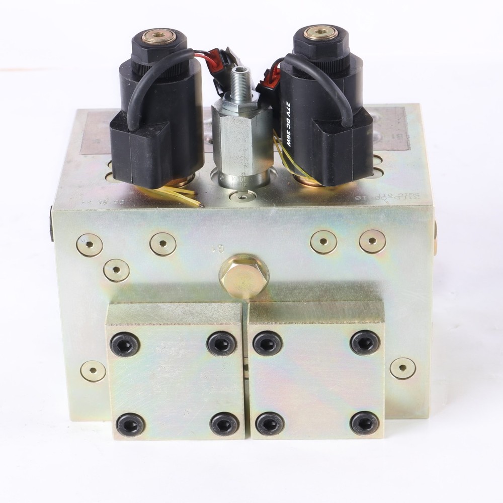 New 31LD-90010 Hyundai Construction Valve Assembly Ride Control
