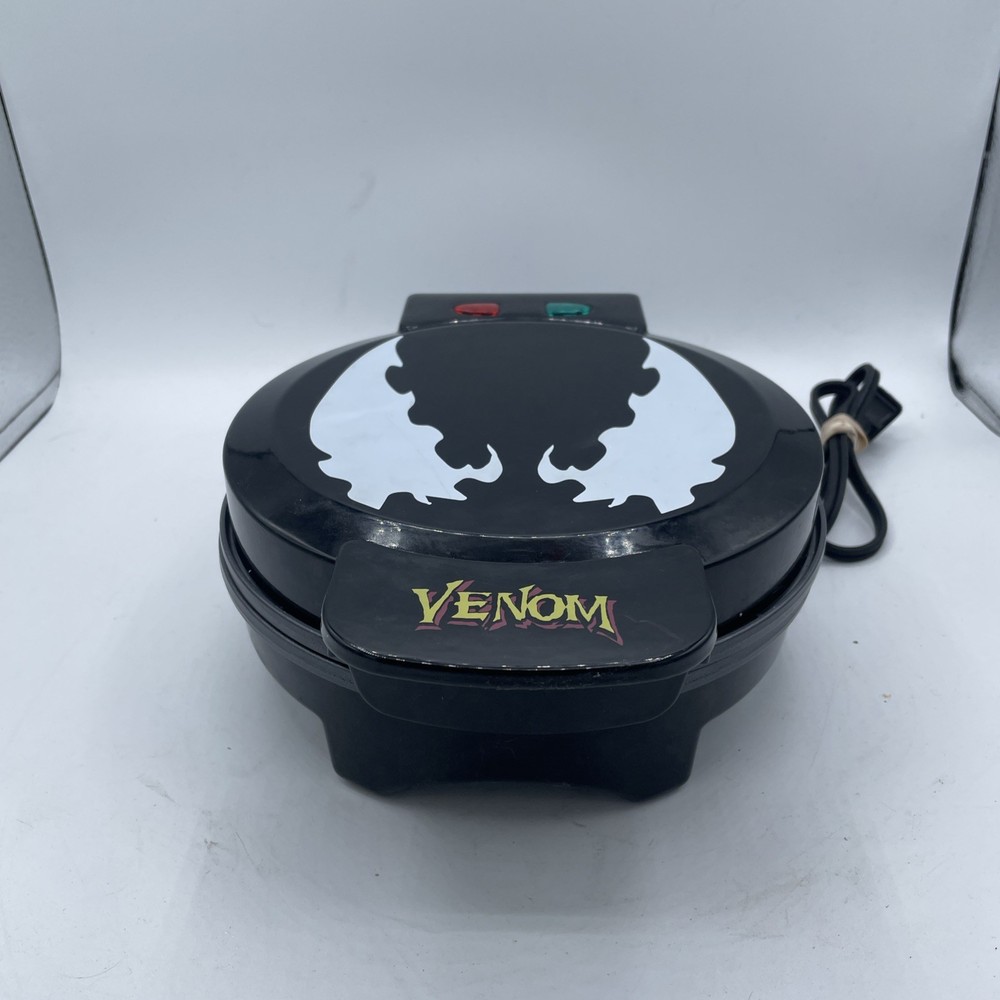 Uncanny Brands Marvel Classic Venom Waffle Maker - TESTED USED