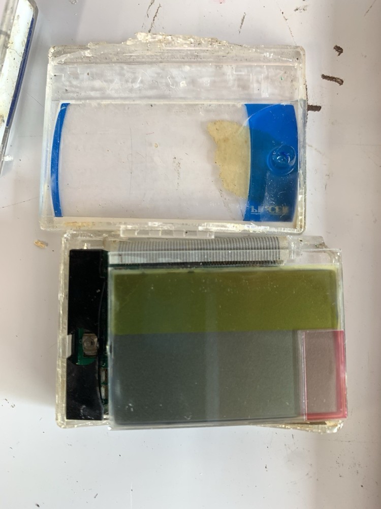 10 used digital price tags.