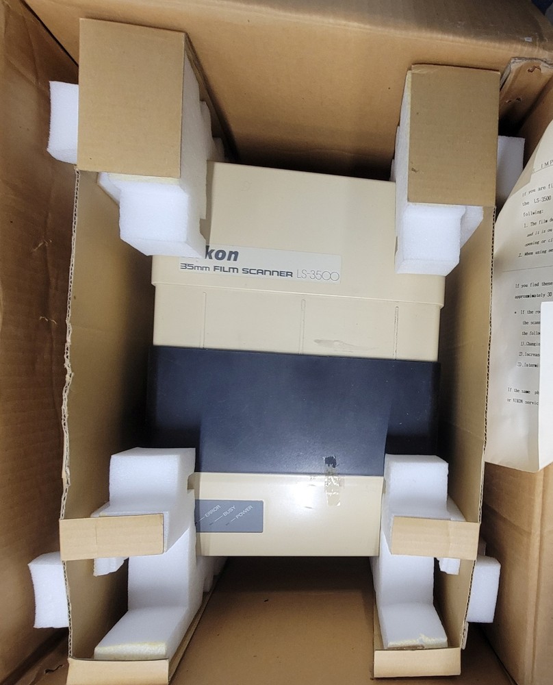 Nikon LS-3500 Film Scanner