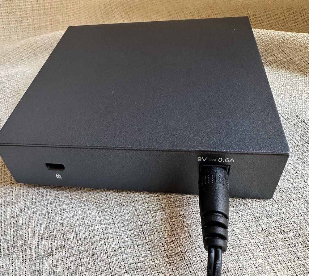 TP-Link 5 Port Gigabit Desktop Switch TL-SG105