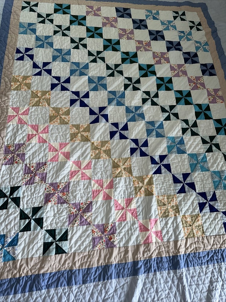 Spiral Pinwheels Pattern Patchwork Quilt Calico Patterns Hand Quilted 81x96”