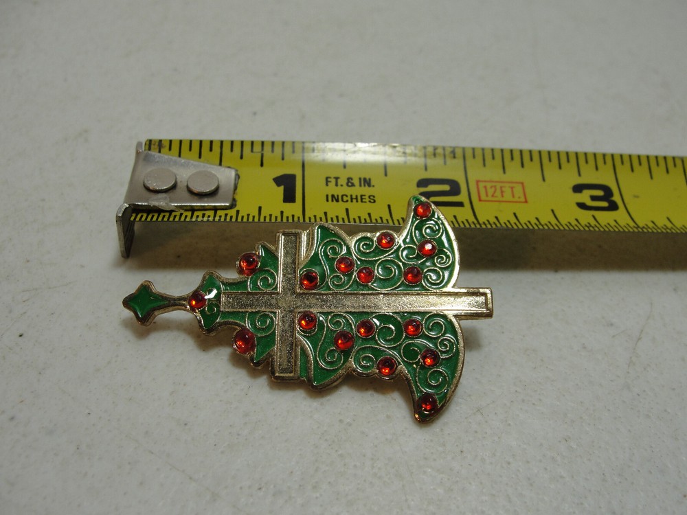 Christmas Tree Lapel Pin