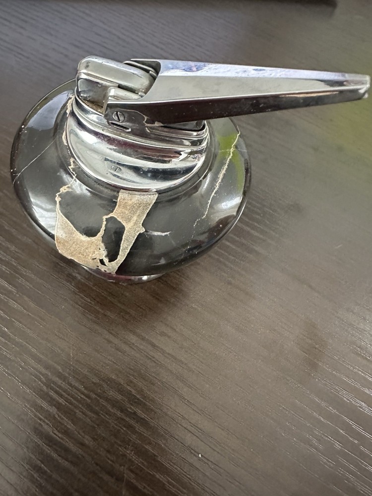 Vintage Ronson Black Streaked Marble & Chrome Table Lighter