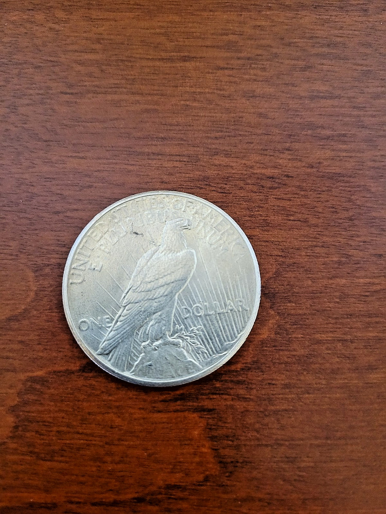 1927 P Peace Dollar AU