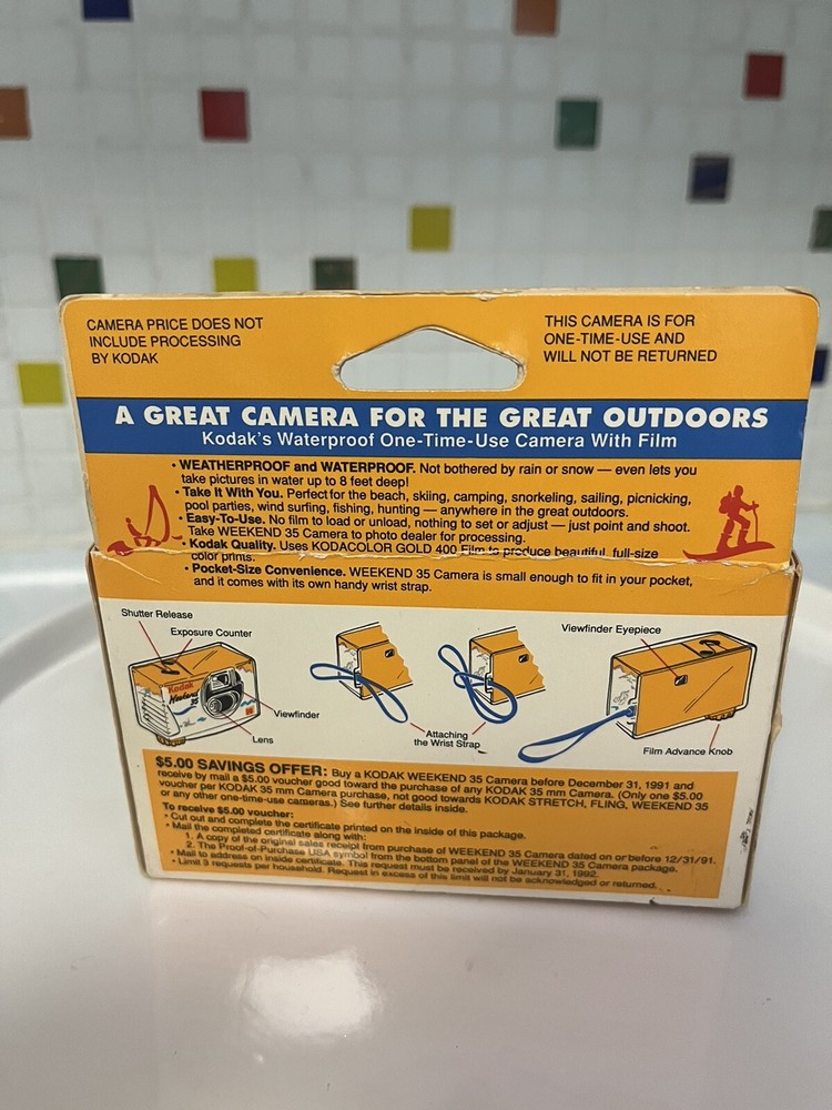 Kodak Weekend 35 Waterproof Clear Plastic Camera 1992 (SEALED)