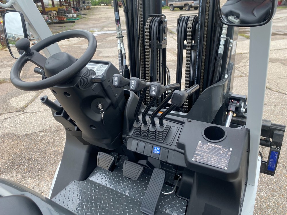 Unicarriers Forklift MU1F2A25SLV