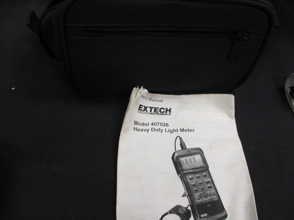 EXTECH Heavy Duty Light Meter Model 407026