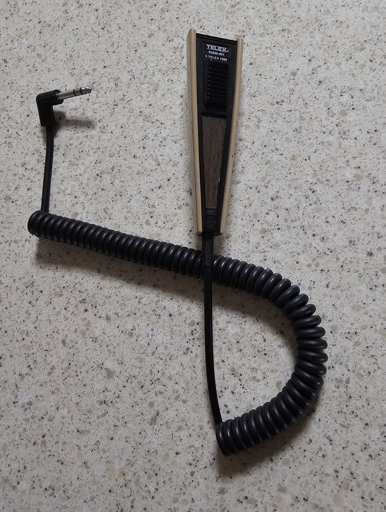 Cessna Telex Dynamic Handheld Microphone (Model 62800-001)