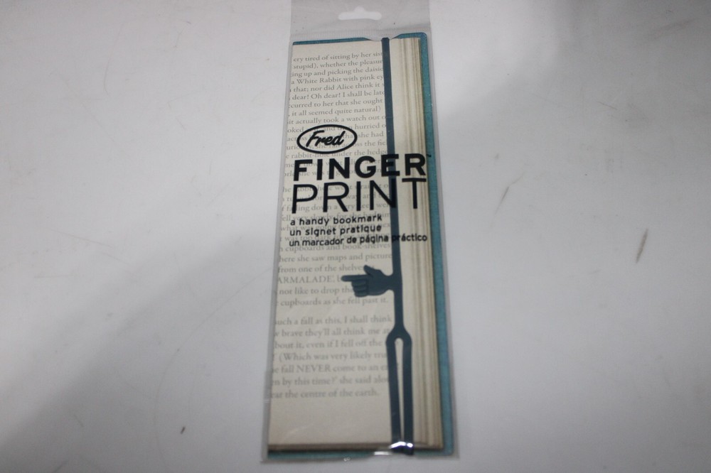 FRED FINGER PRINT HANDY BOOKMARK  blue