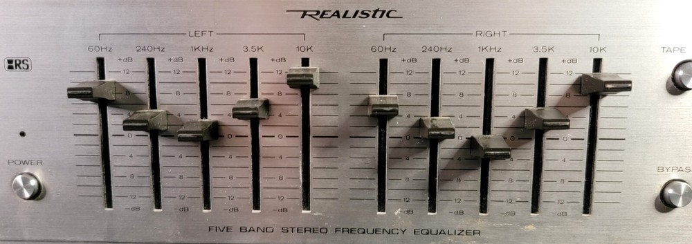 Realistic Five Band Stereo Frequency Equalizer 31-1988