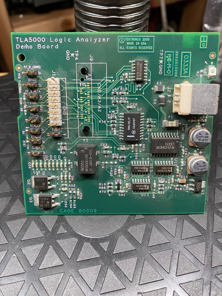 Tektronix TLA5000 Logic Analyzer Demo Board
