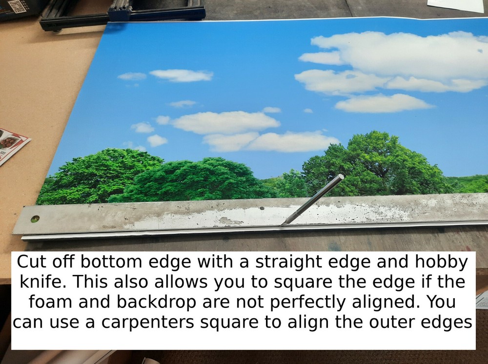 TRACKSIDE BACKDROP #470 Trees and sky HO Scale