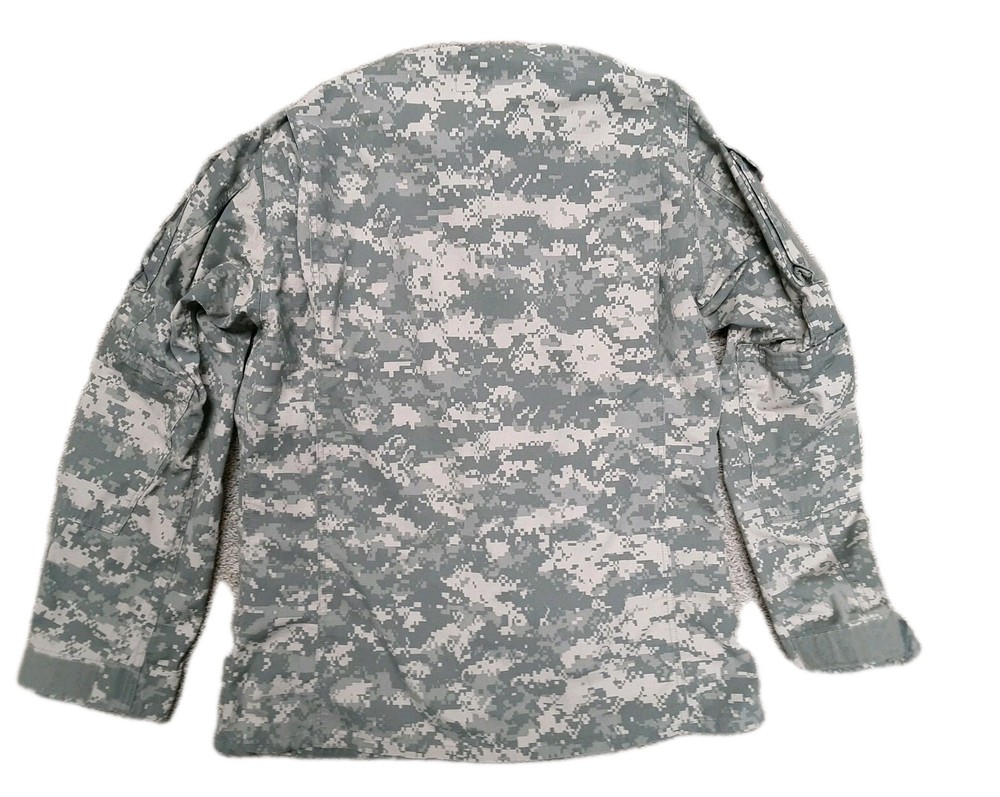 Coat, Army Combat Uniform Size Medium Long