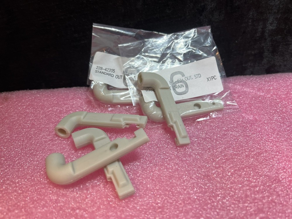 Shimadzu 228-42205 Standard Out Drain