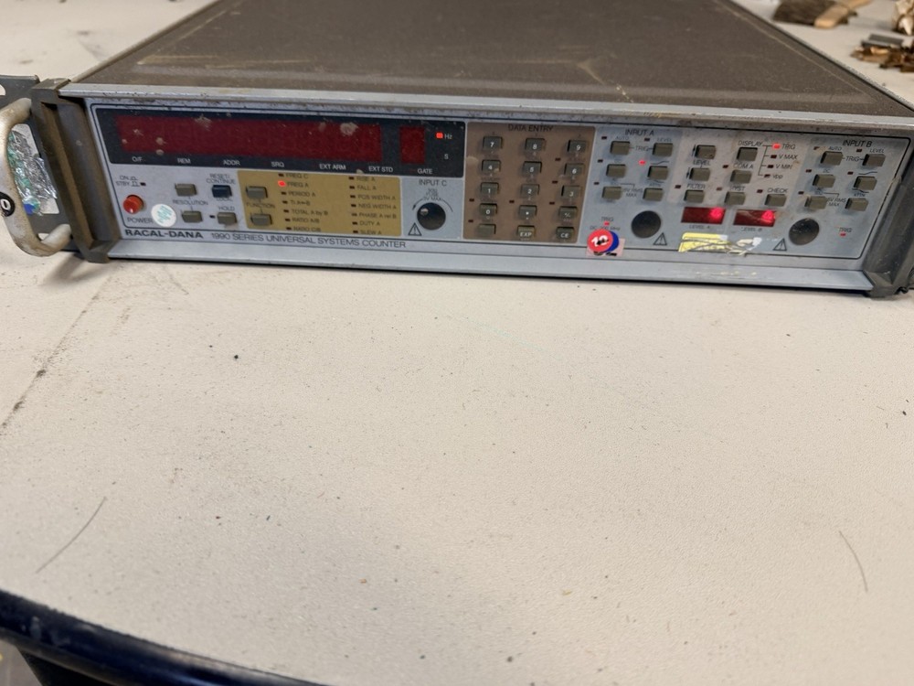 Racal-Dana 1995 Universal Counter