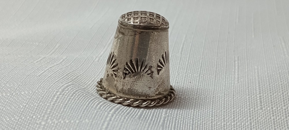 Sterling Silver Southwestern Thimble Signed LB