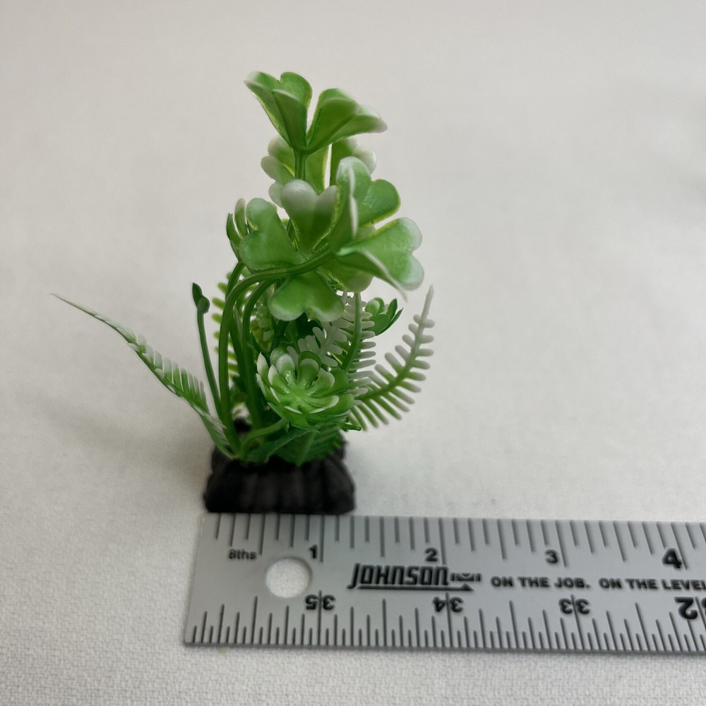 2 PC Xunyee Plastic Aquarium Plants