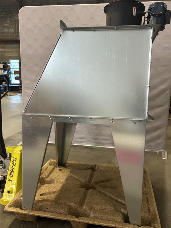 Paasche Airbrush Co. - Bench with Filter