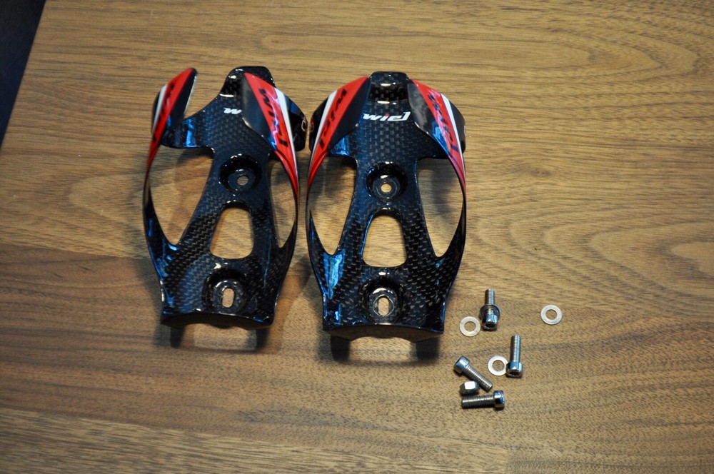Wiel Carbon Bottle cage : 2 Holders