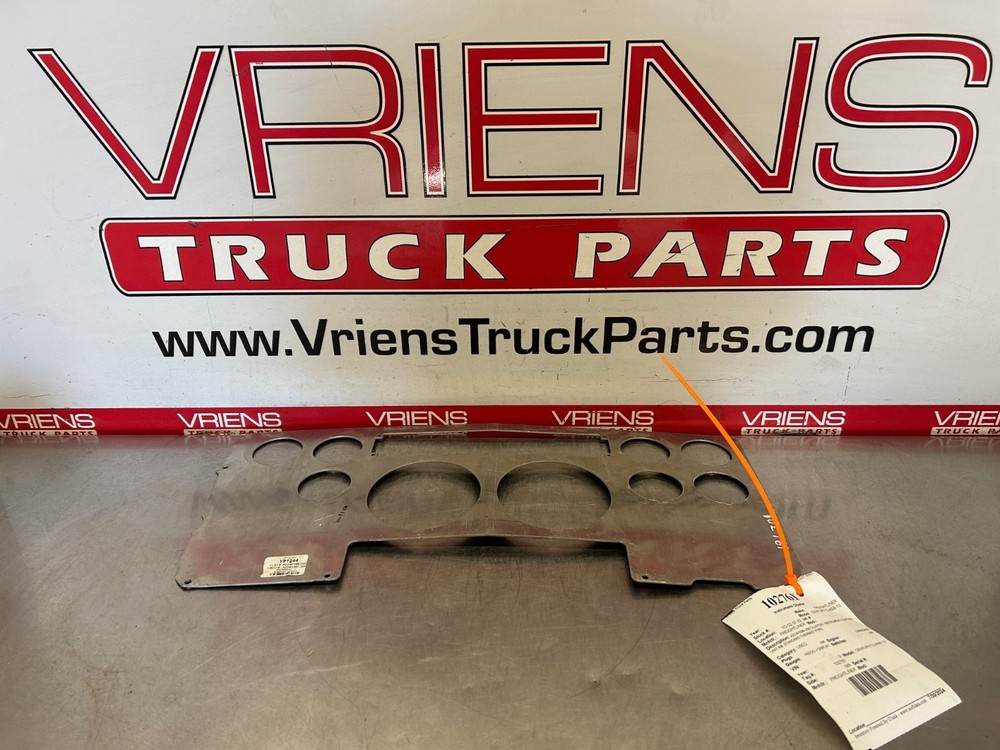 FREIGHTLINER A22-61098-300 INSTRUMENT PANEL