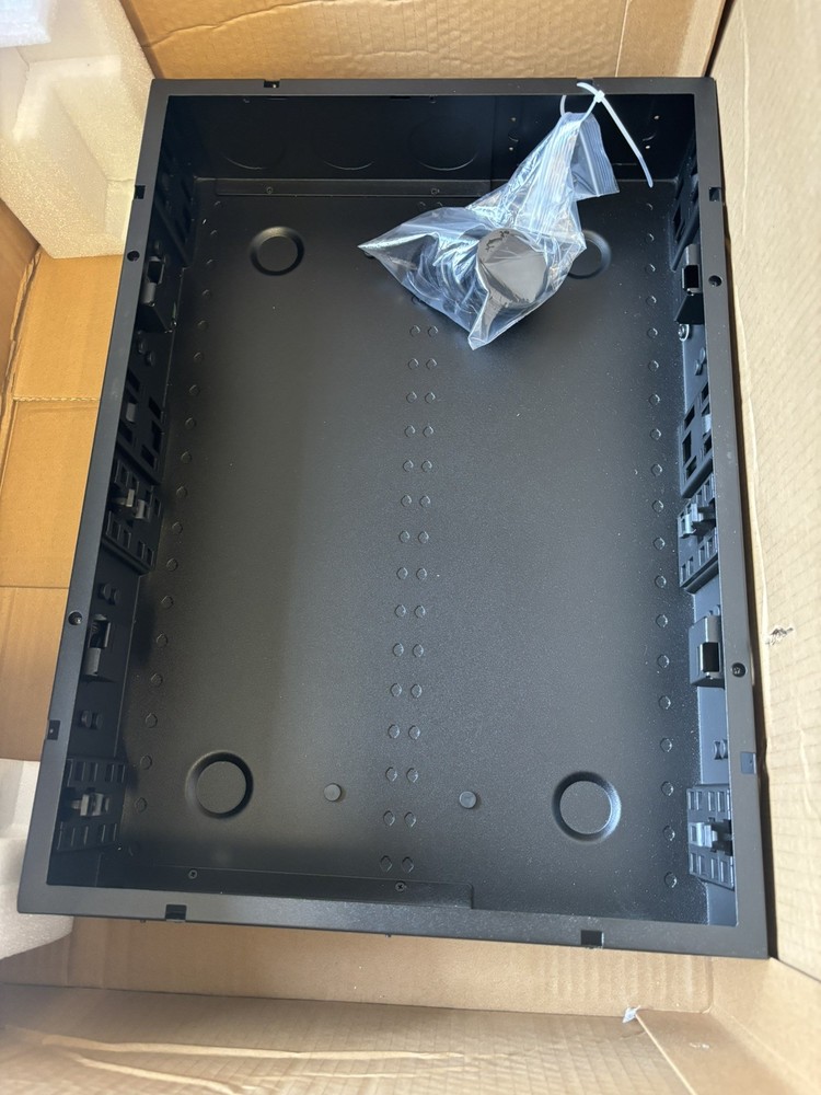 STRONG SM-RBX-PRO-20-BLK Recessed Dual Layer Flat Panel Solution 20in Black