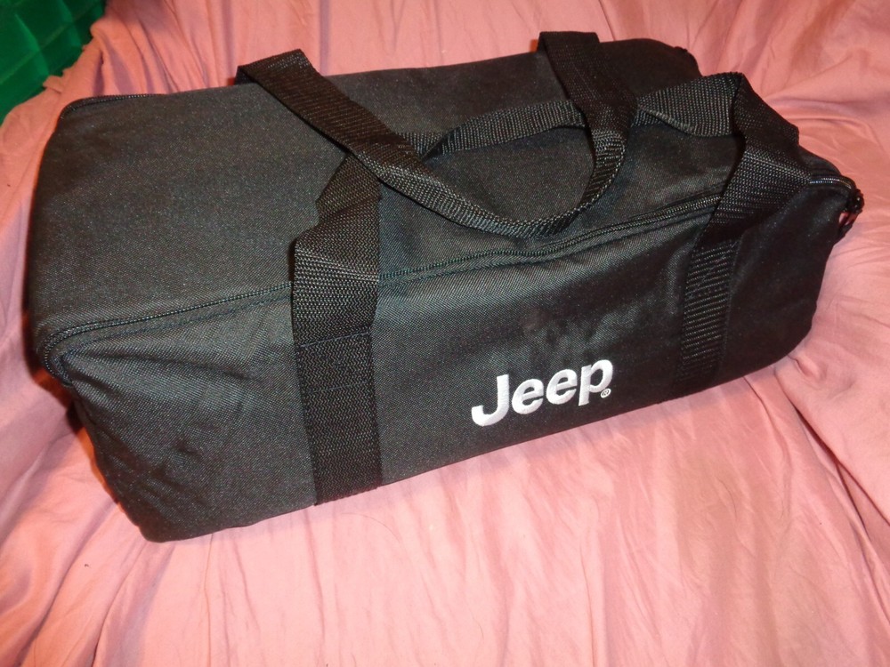 ORIGINAL "JEEP" CASE CARRYING DUFFEL CONSOLE BAG OEM NOS