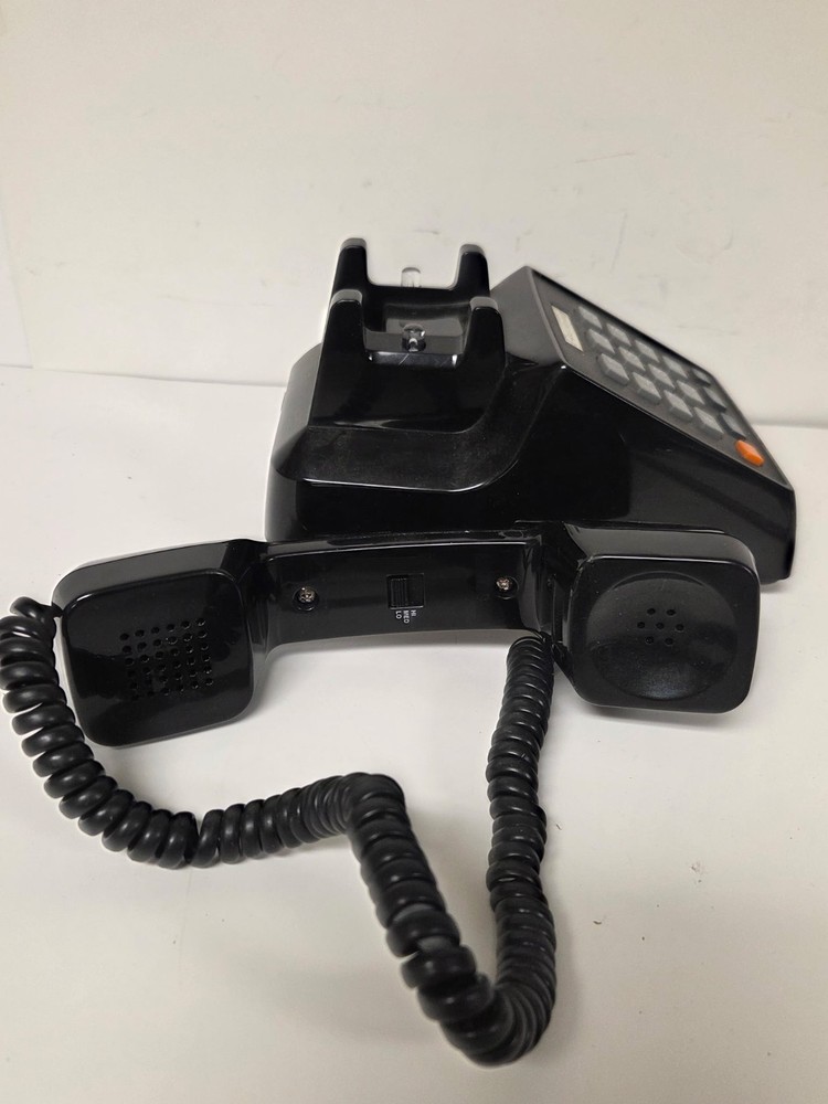 Radio Shack Two Line Push Button Desk Phone