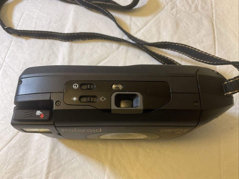 Polaroid Captiva SLR Auto Focus Untested