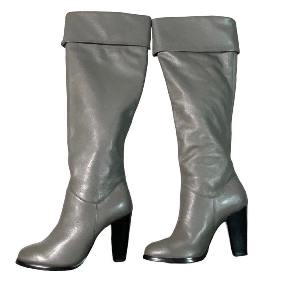 Colin Stuart Gray Pebbled Leather Knee High Boots - 6