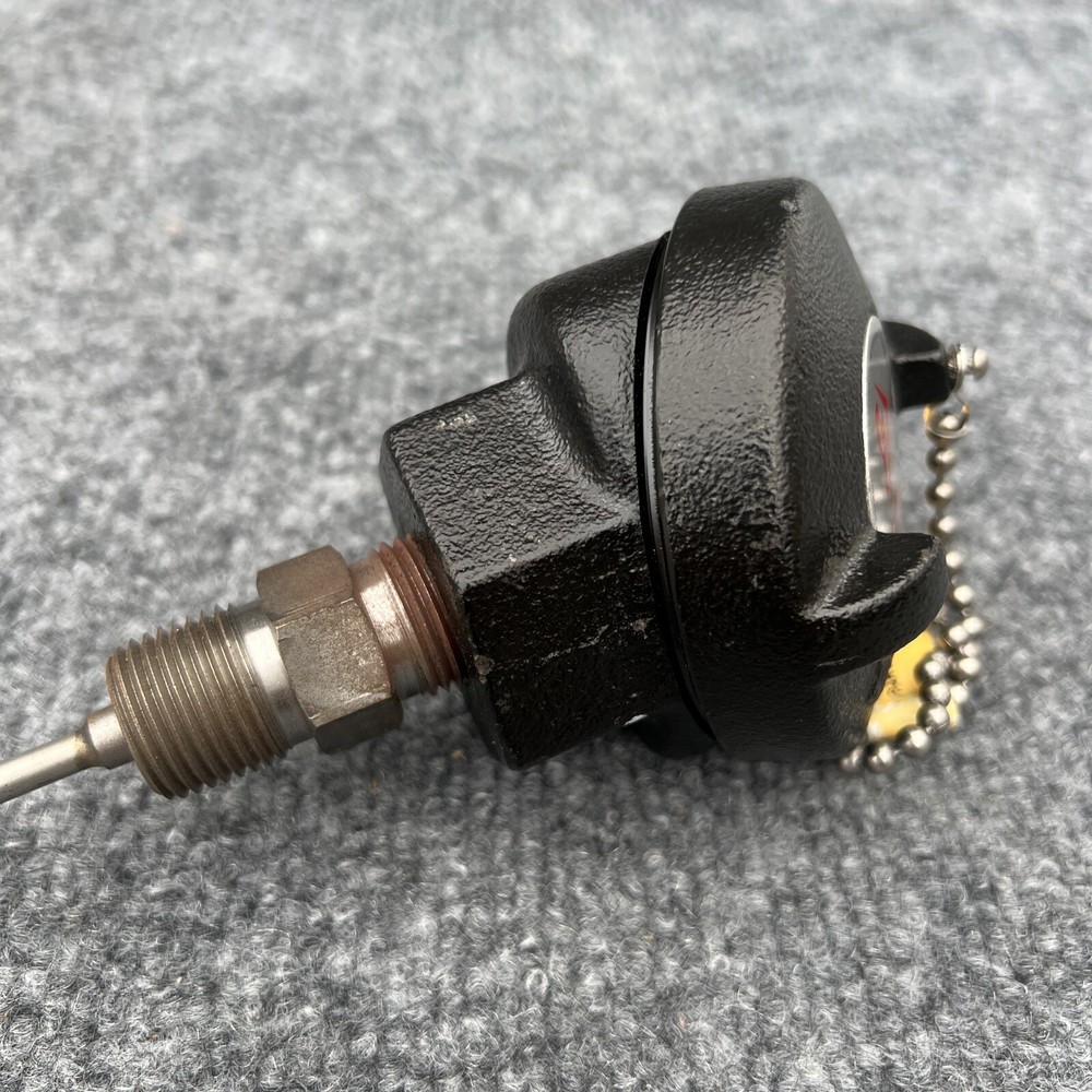 Simone Engineering J39U-007-00-6HN34 Temperature Probe New