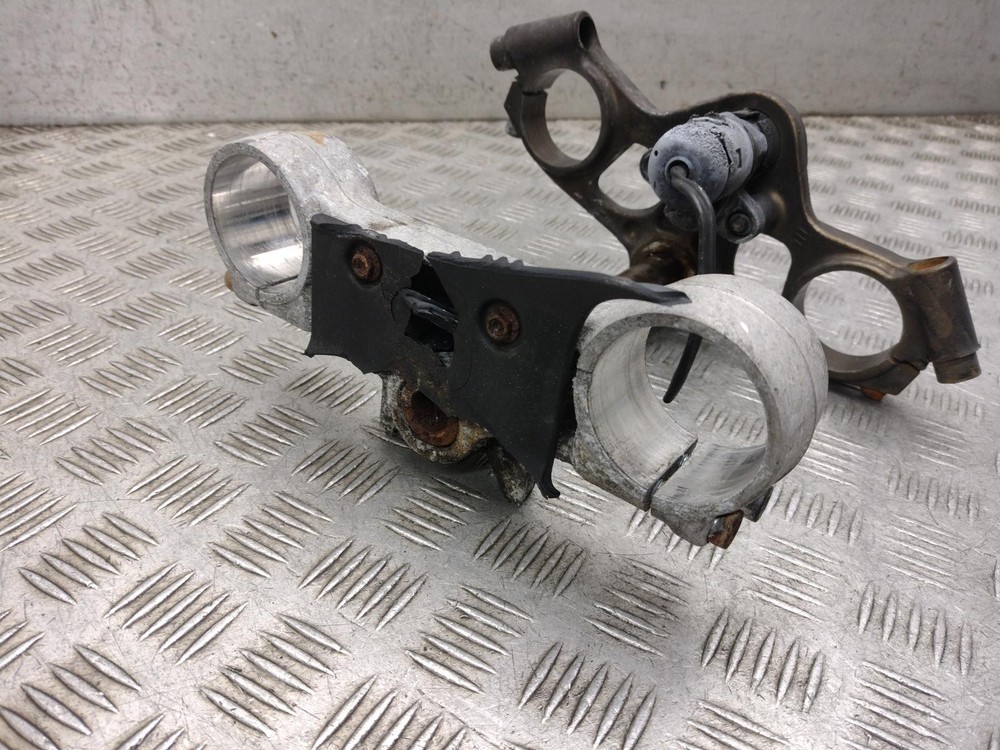 2006 APRILIA RS125 YOKE SET