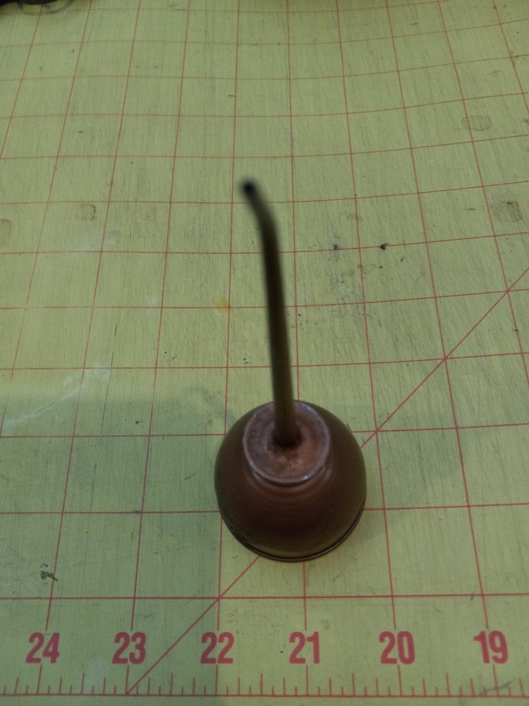 Vintage 6 " Tall Sewing Machine Thumb Pump Oiler