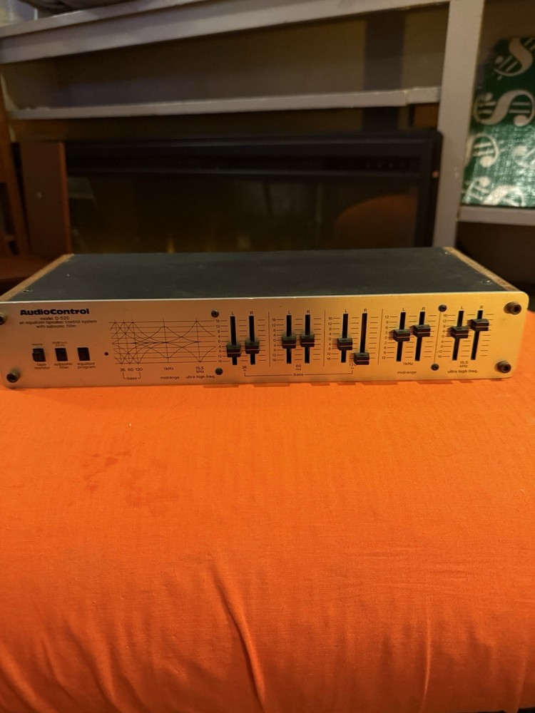 AUDIOCONTROL D-520 Subsonic Filter Equalizer