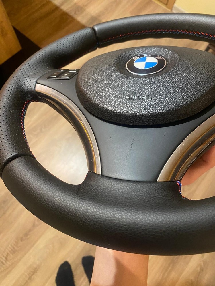 OEM BMW Sport Steering Wheel E90 E91 E92 E93 M3 E82 E81 E87 E88