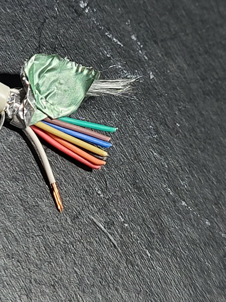 Southwire Genesis 3207 22/8C Shielded Plenum Control Cable CMP White /100ft