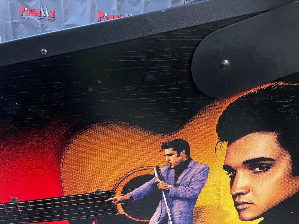 Elvis by Stern Pinball Machine - 2330