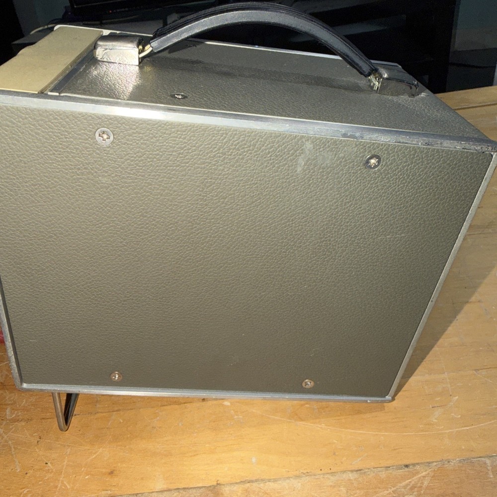 HP 209A 2 MHz Oscillator *READ*